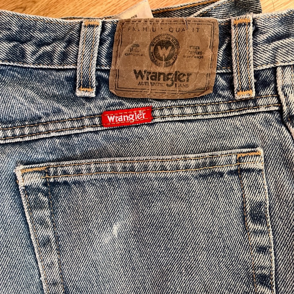 Men’s Wrangler Jeans - Picture 4 of 4